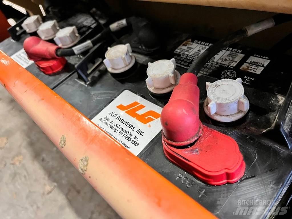 JLG 1930ES Ножничные подъемники