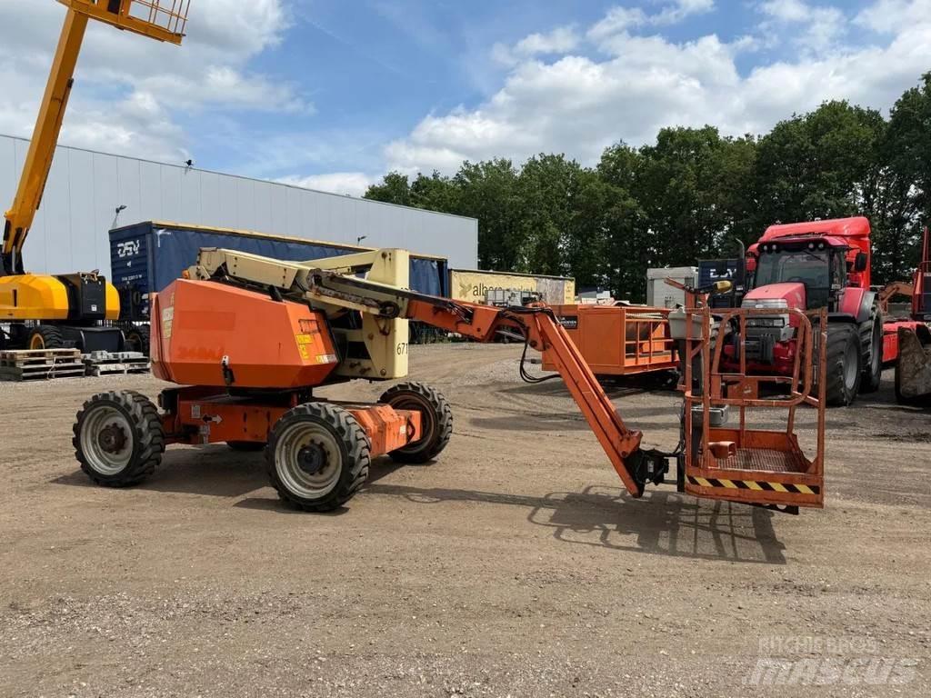JLG 340 AJ Коленчатые подъемники