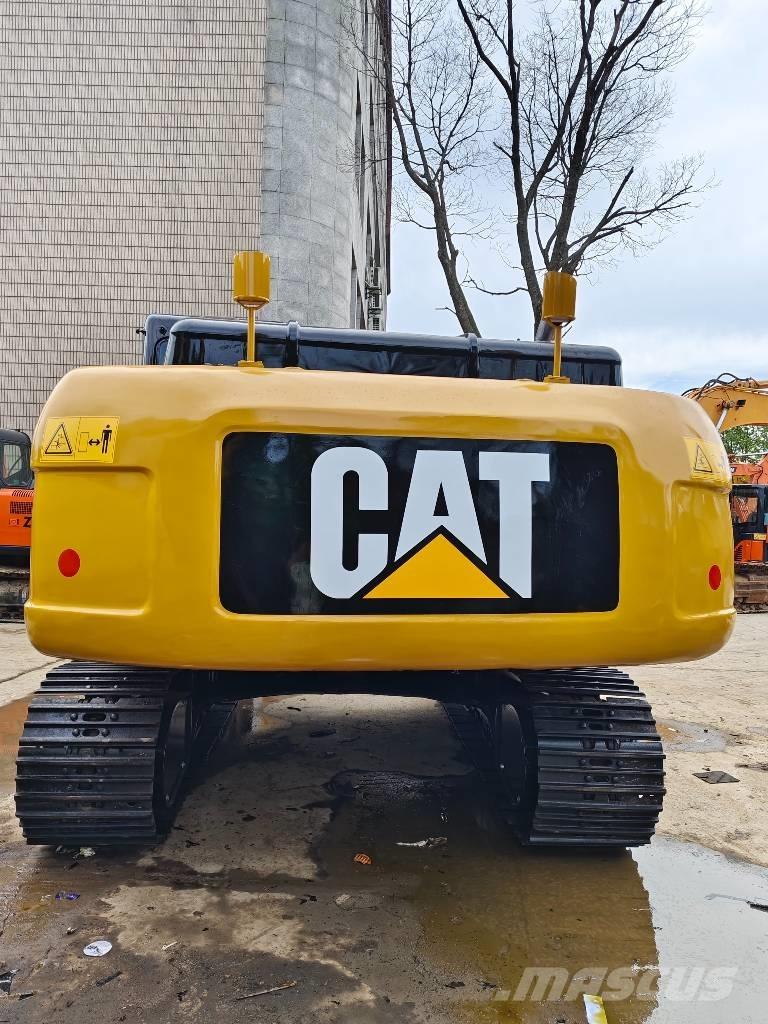 CAT 330D2L Гусеничные экскаваторы