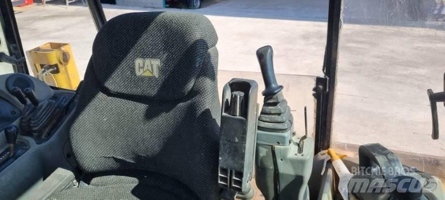 CAT 432D Экскаваторы-погрузчики
