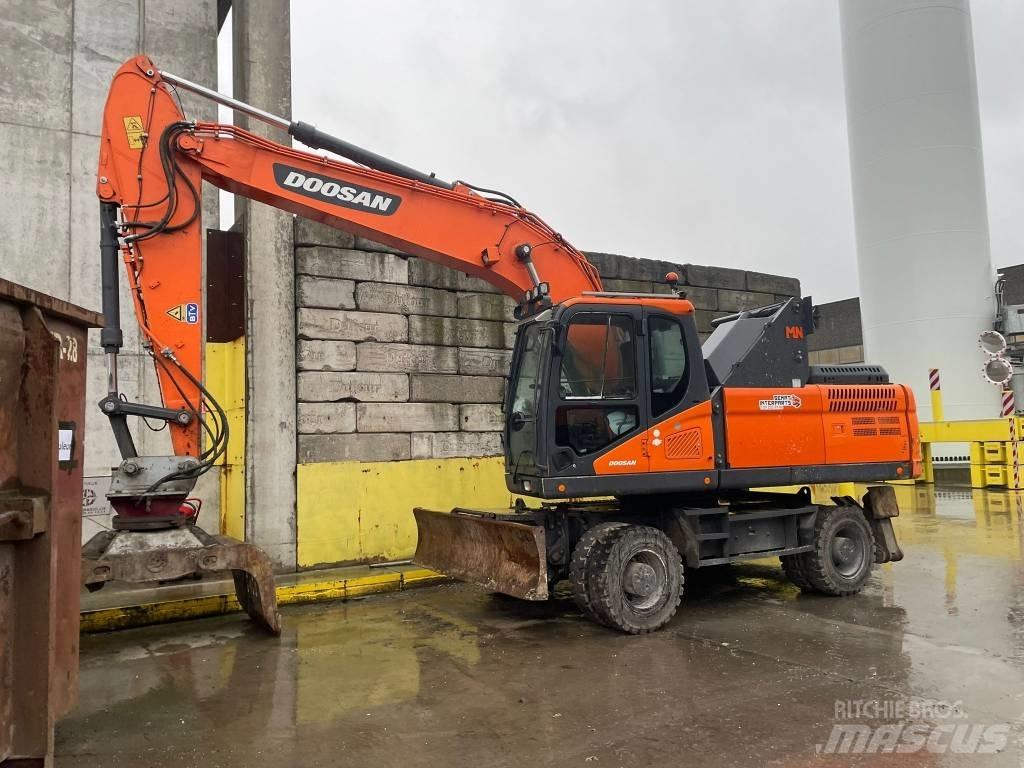 Doosan DX 210 W - 5 Колёсные экскаваторы