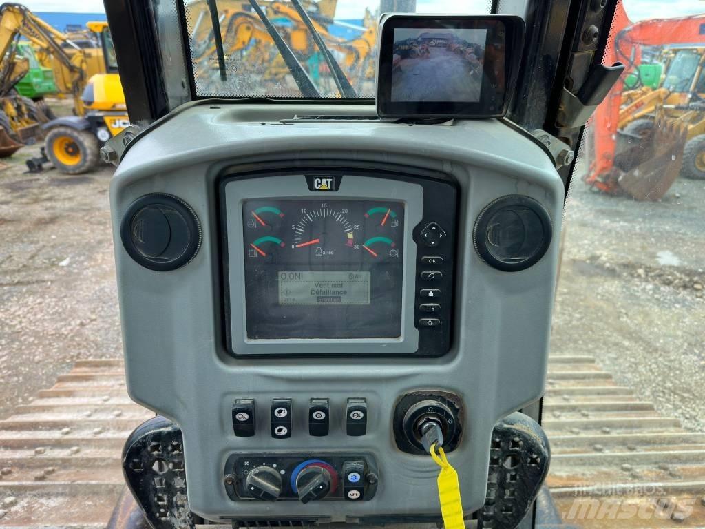 CAT D 6 N LGP Гусеничные бульдозеры