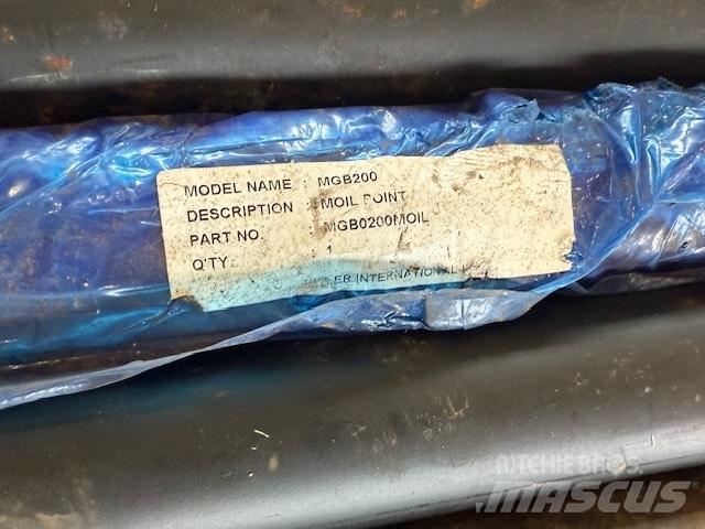 Miller MGB 200 Гидромолоты