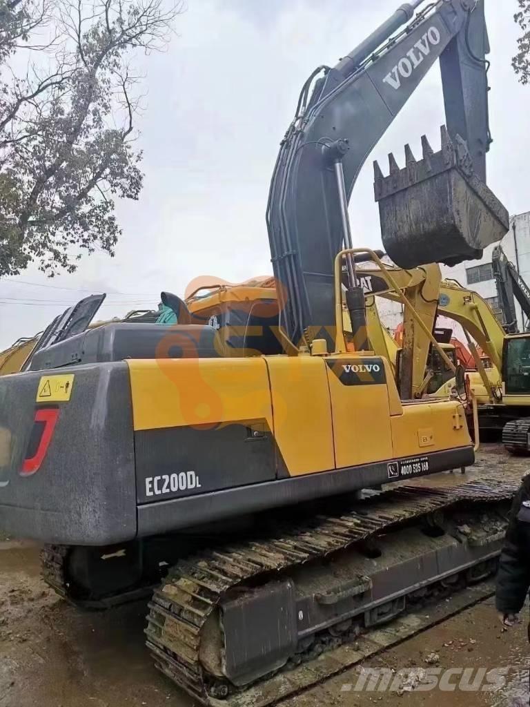 Volvo EC 200 Гусеничные экскаваторы