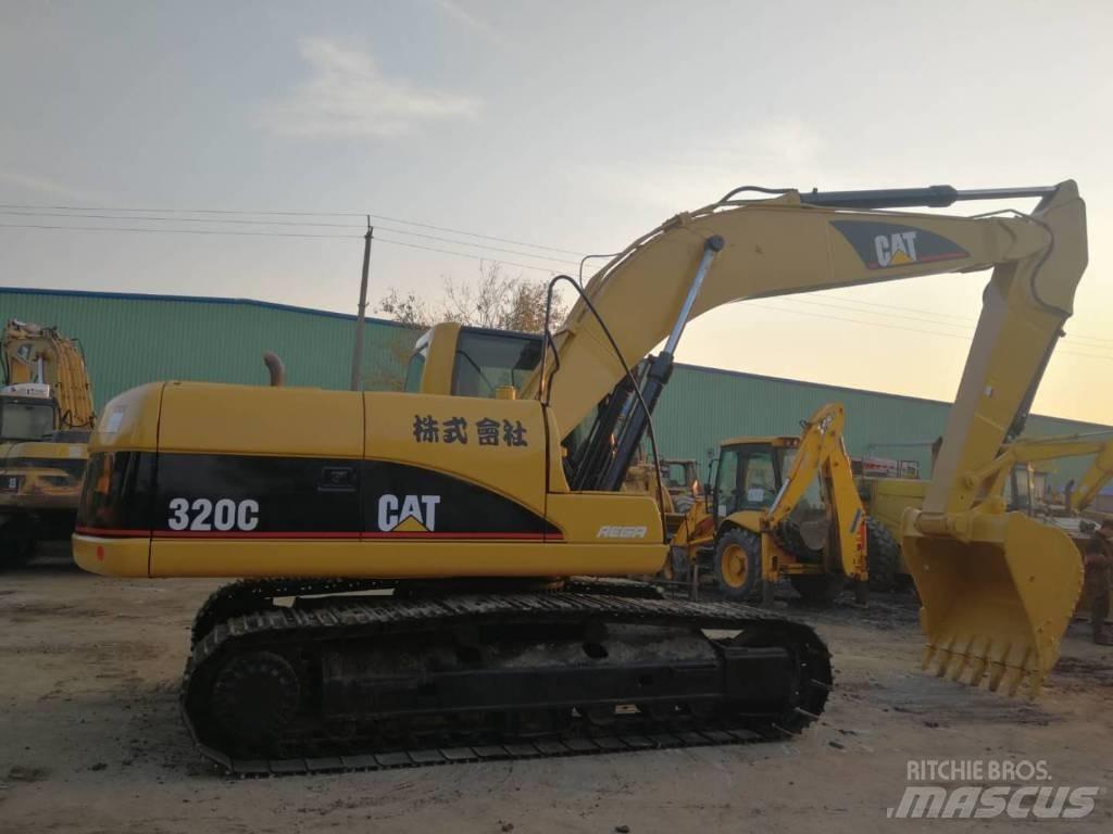 CAT 320C Гусеничные экскаваторы