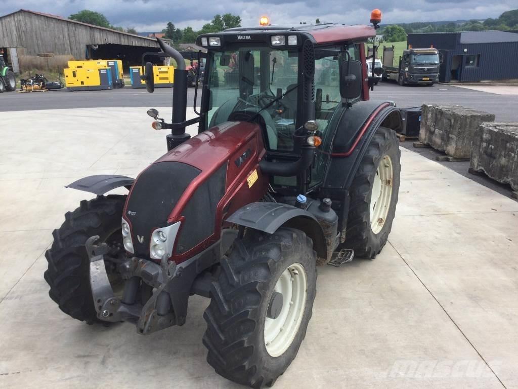 Valtra N123 Трактора