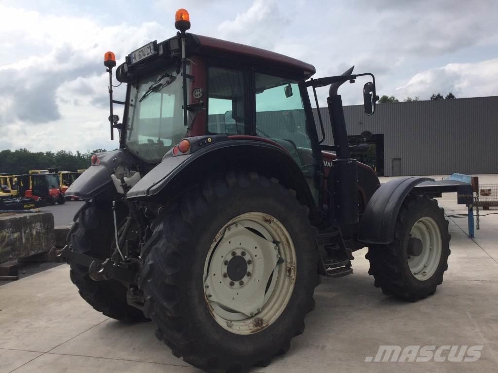 Valtra N123 Трактора