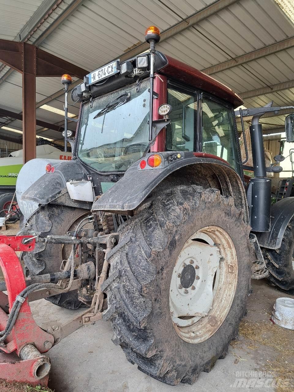 Valtra N123 Трактора