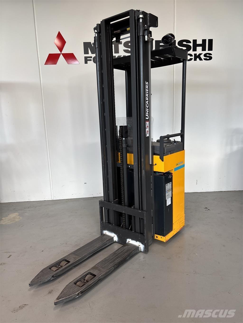 Atlet A160 Самоходные электроштабелёры