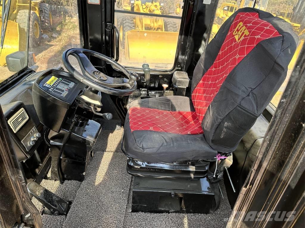 CAT 966 G Фронтальные погрузчики