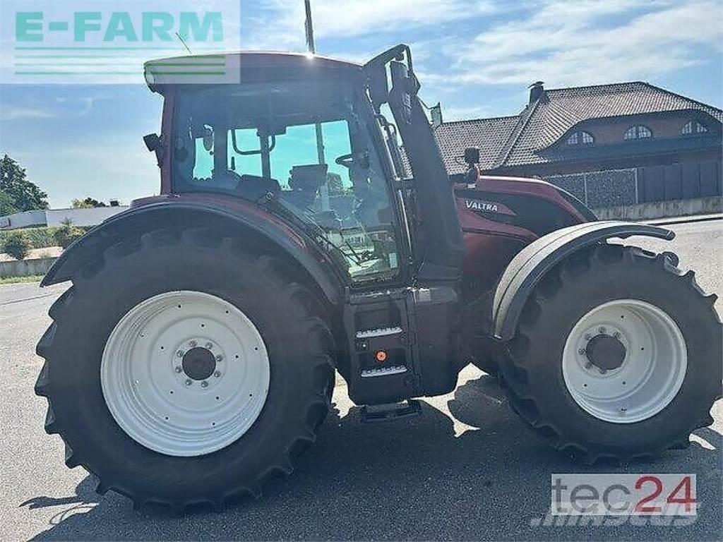 Valtra n 155 ed Трактора