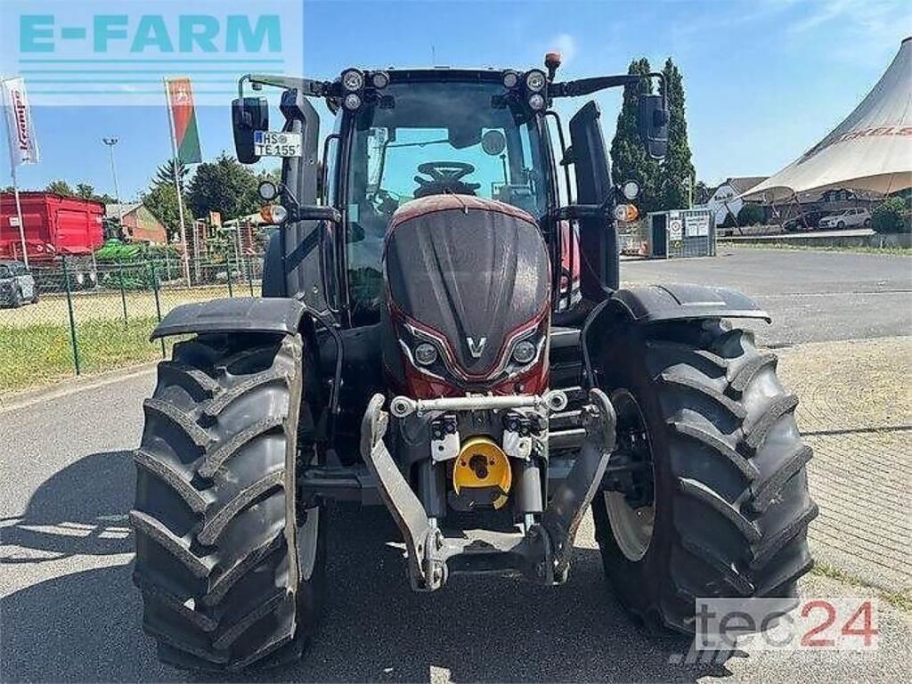 Valtra n 155 ed Трактора