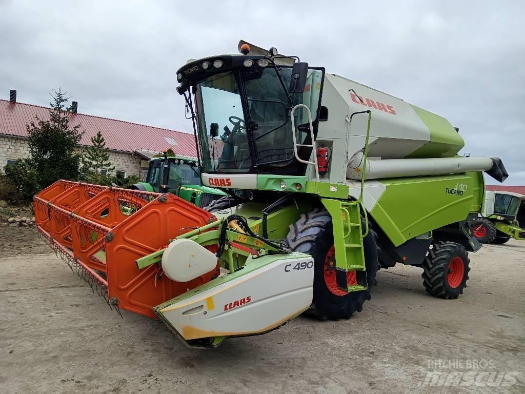 CLAAS Tucano 340 Зерноуборочные комбайны