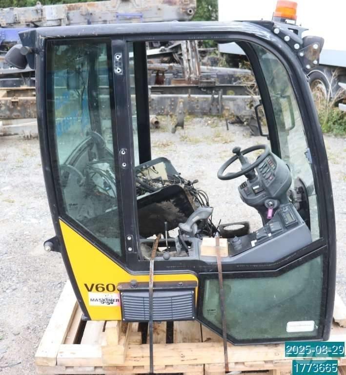 GiANT V 6004 T Малые погрузчики