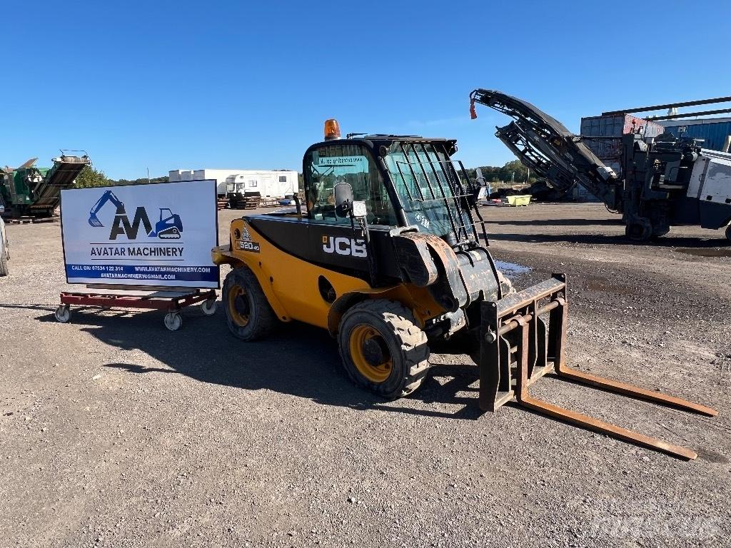 JCB 520-40 Телескопические погрузчики