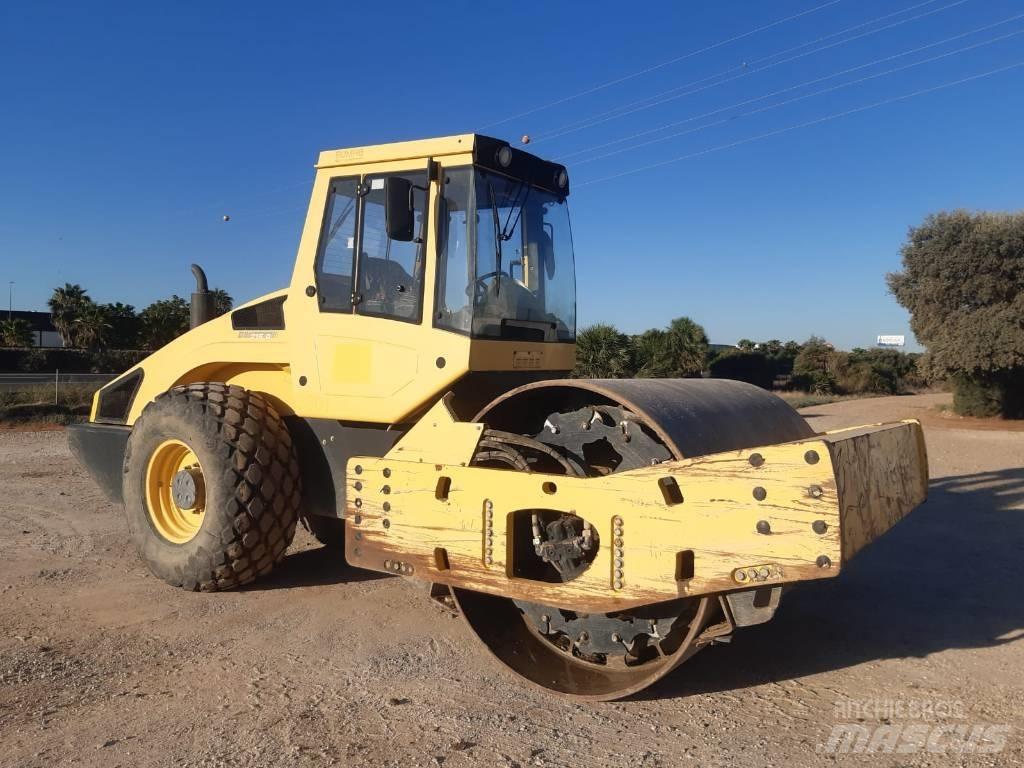 Bomag BW 216 D-4 Уплотнители грунта