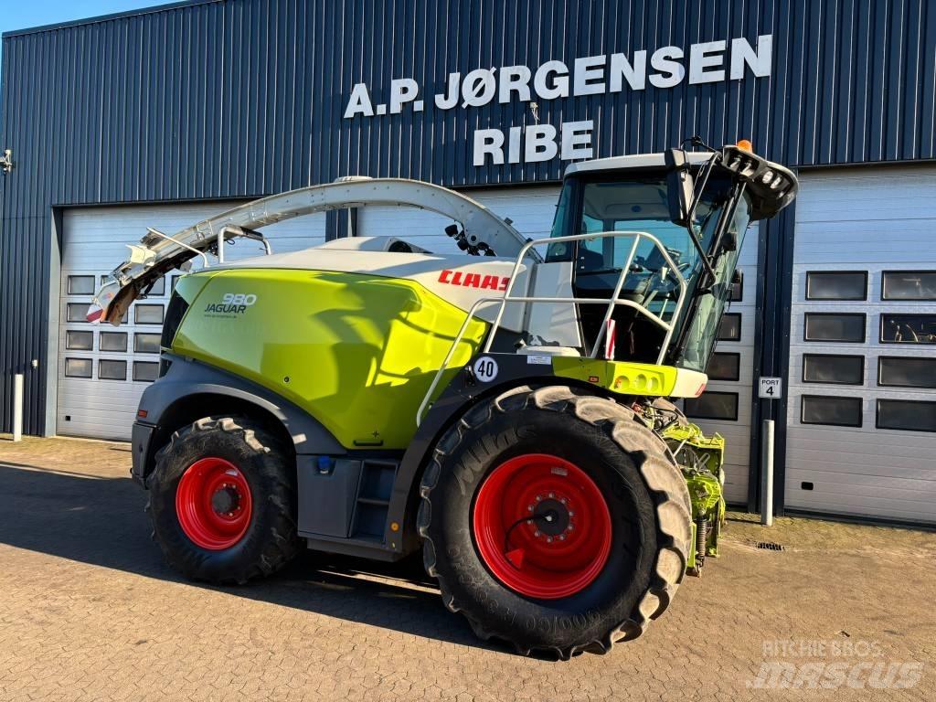 CLAAS Jaguar 980 Самоходные кормоуборочные комбайны