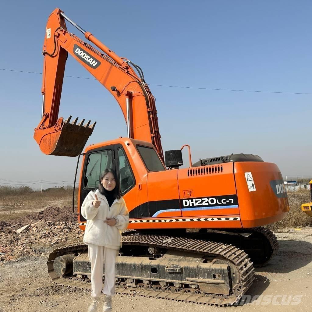 Doosan DH220LC-7 Гусеничные экскаваторы