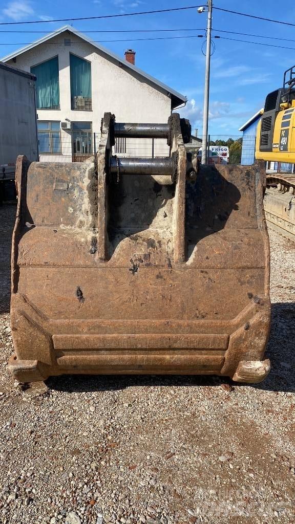 Komatsu 490 LCD-11 Гусеничные экскаваторы