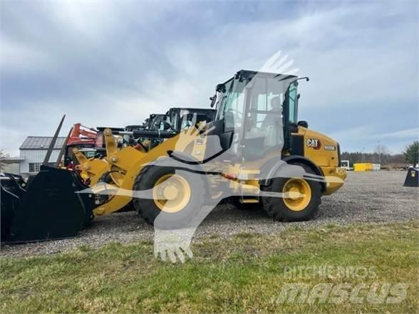 CAT 908M Фронтальные погрузчики
