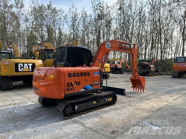 Hitachi ZX60 Гусеничные экскаваторы