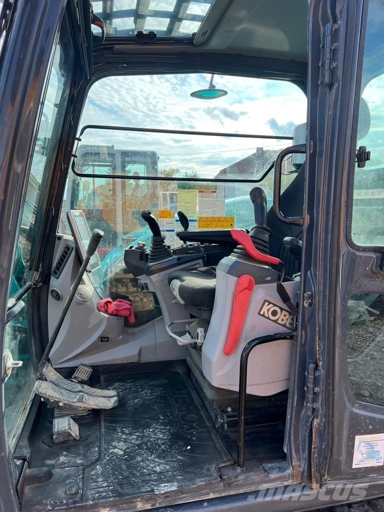 Kobelco SK 140 Гусеничные экскаваторы