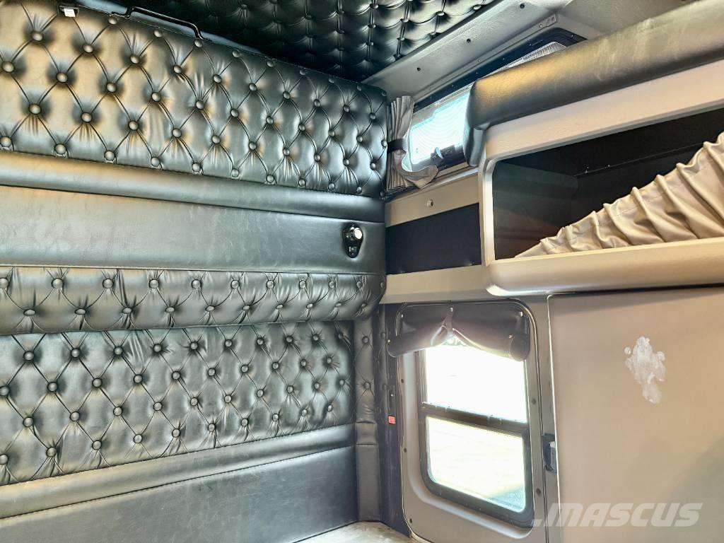 Kenworth W 900 Седельные тягачи