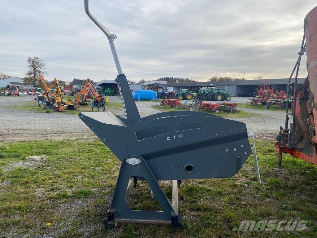 Calvet O Измельчители тюков