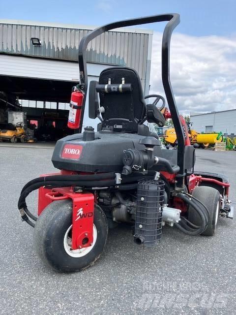 Toro 3250D Газонокосилки
