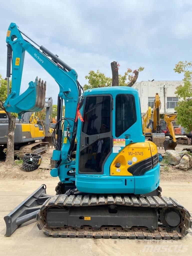 Kubota U40 Мини-экскаваторы