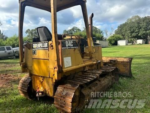 CAT D 4 C Гусеничные бульдозеры
