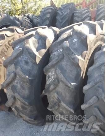  Pneus 13.6R28 Шины и колёса