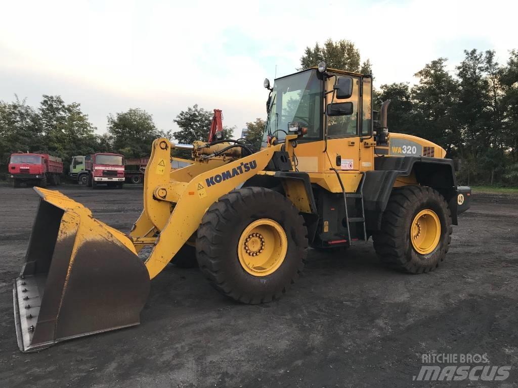 Komatsu WA320-5H Фронтальные погрузчики