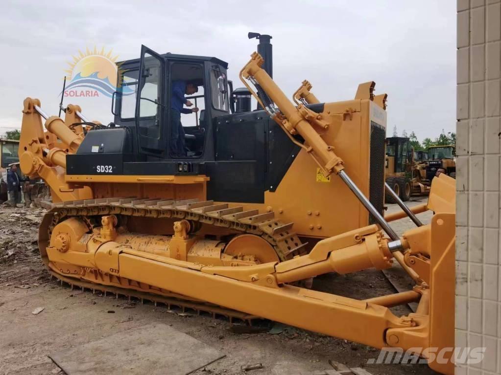 Shantui SD 32 Гусеничные бульдозеры
