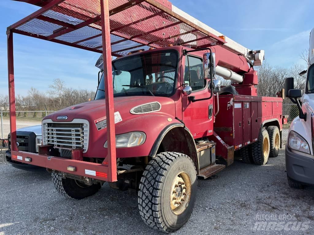 Freightliner M2-106 Автовышки