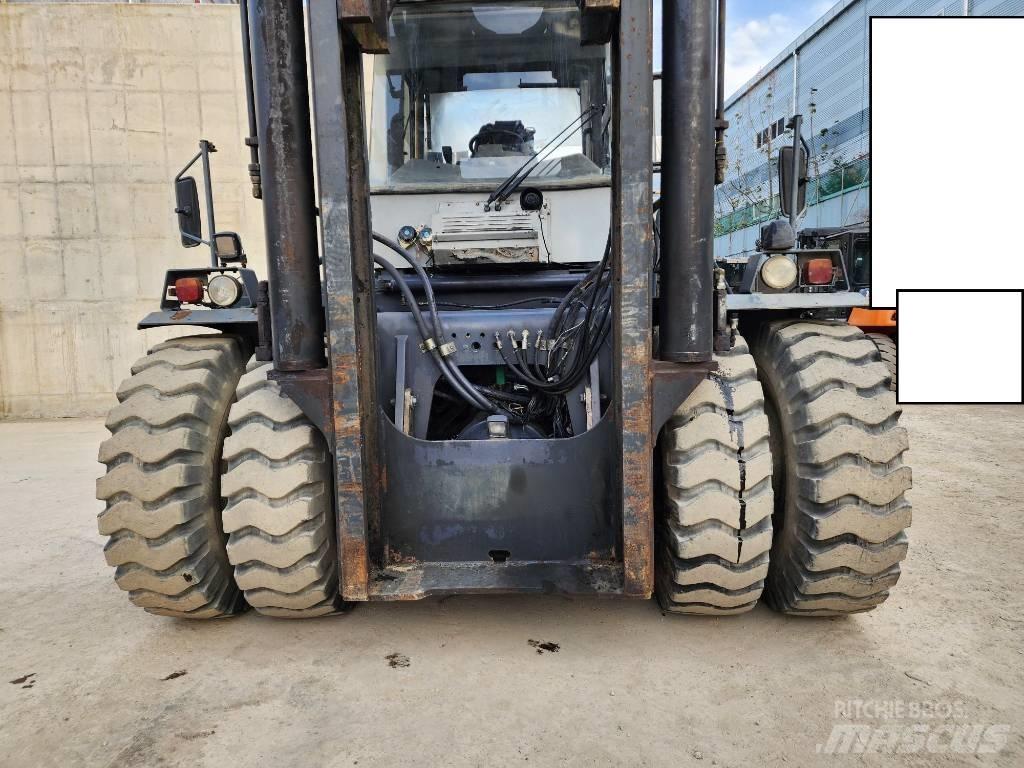 Kalmar DCE 330-12 Дизельные погрузчики