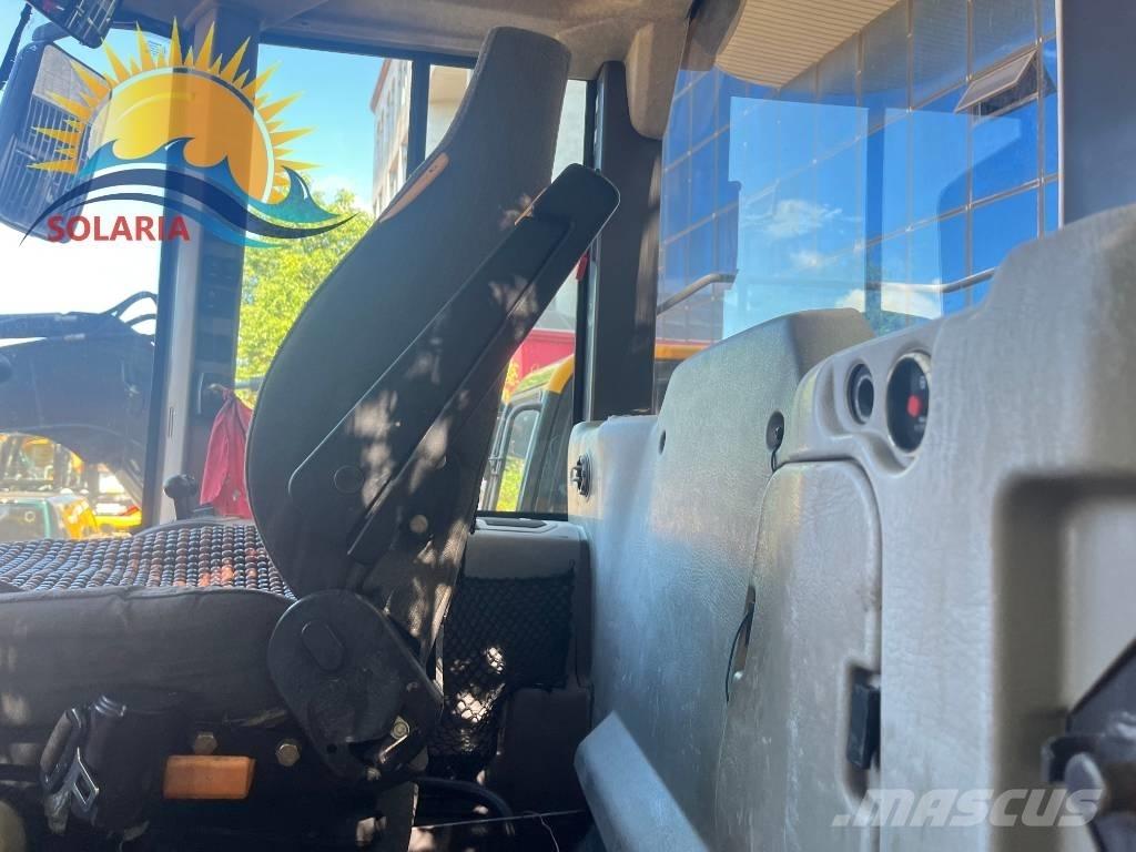 Volvo L 120 F Фронтальные погрузчики