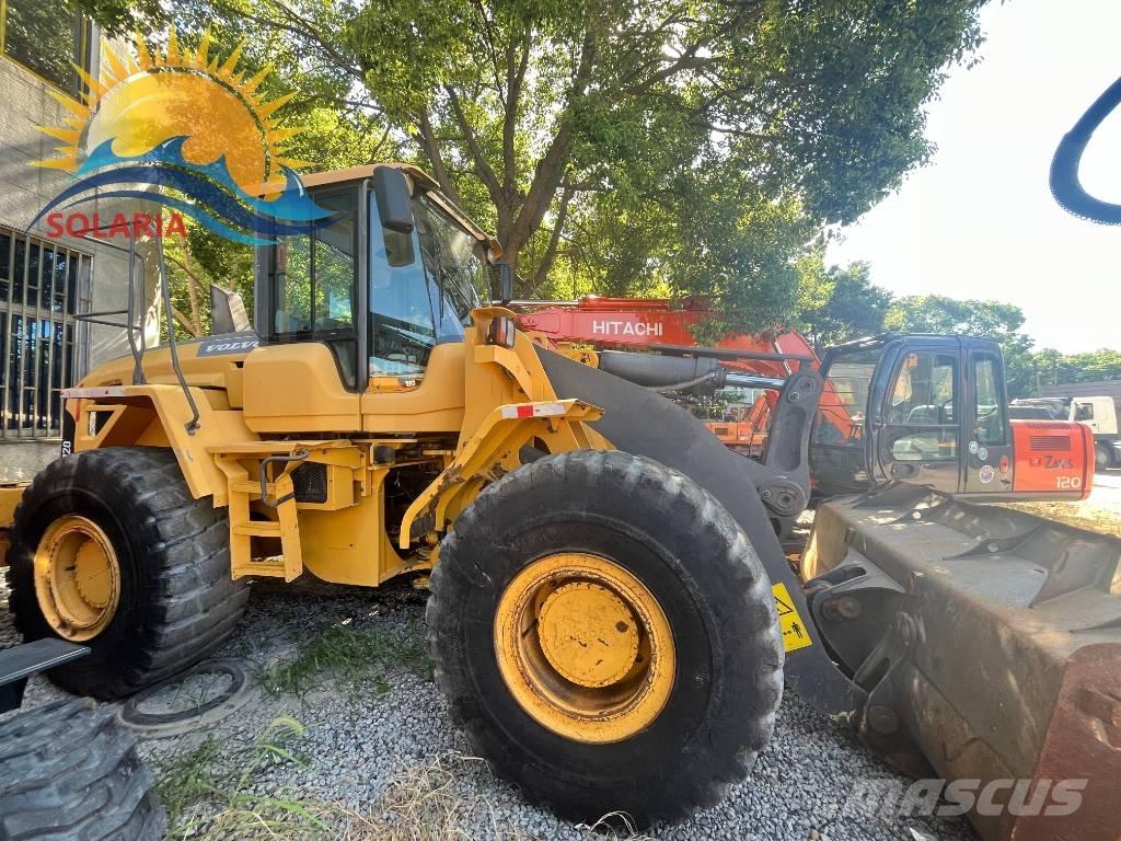Volvo L 120 F Фронтальные погрузчики