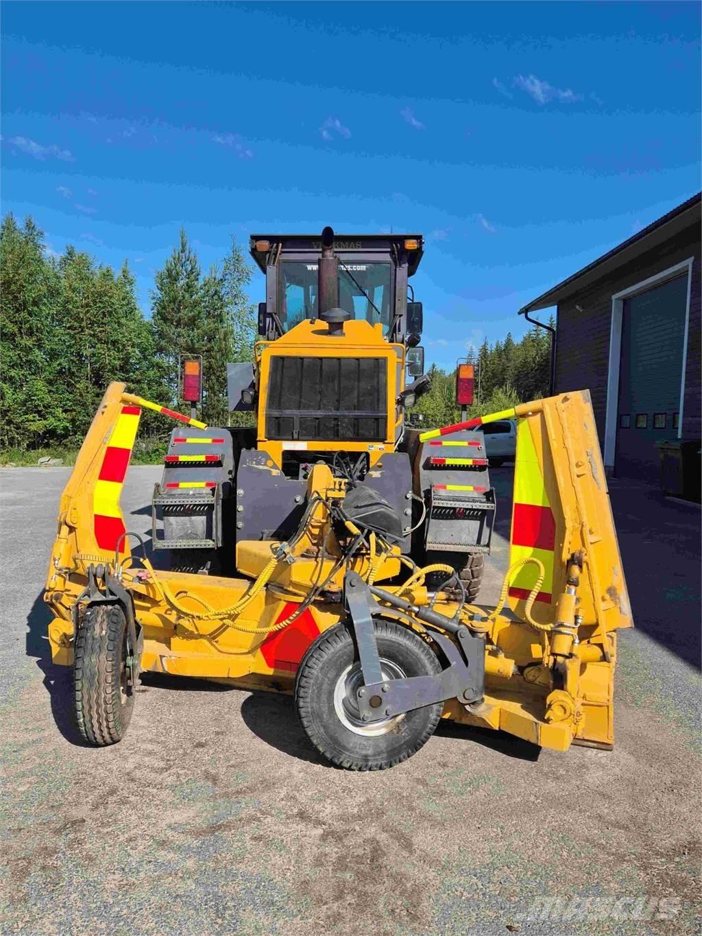 Veekmas RG 286 6WD Грейдеры