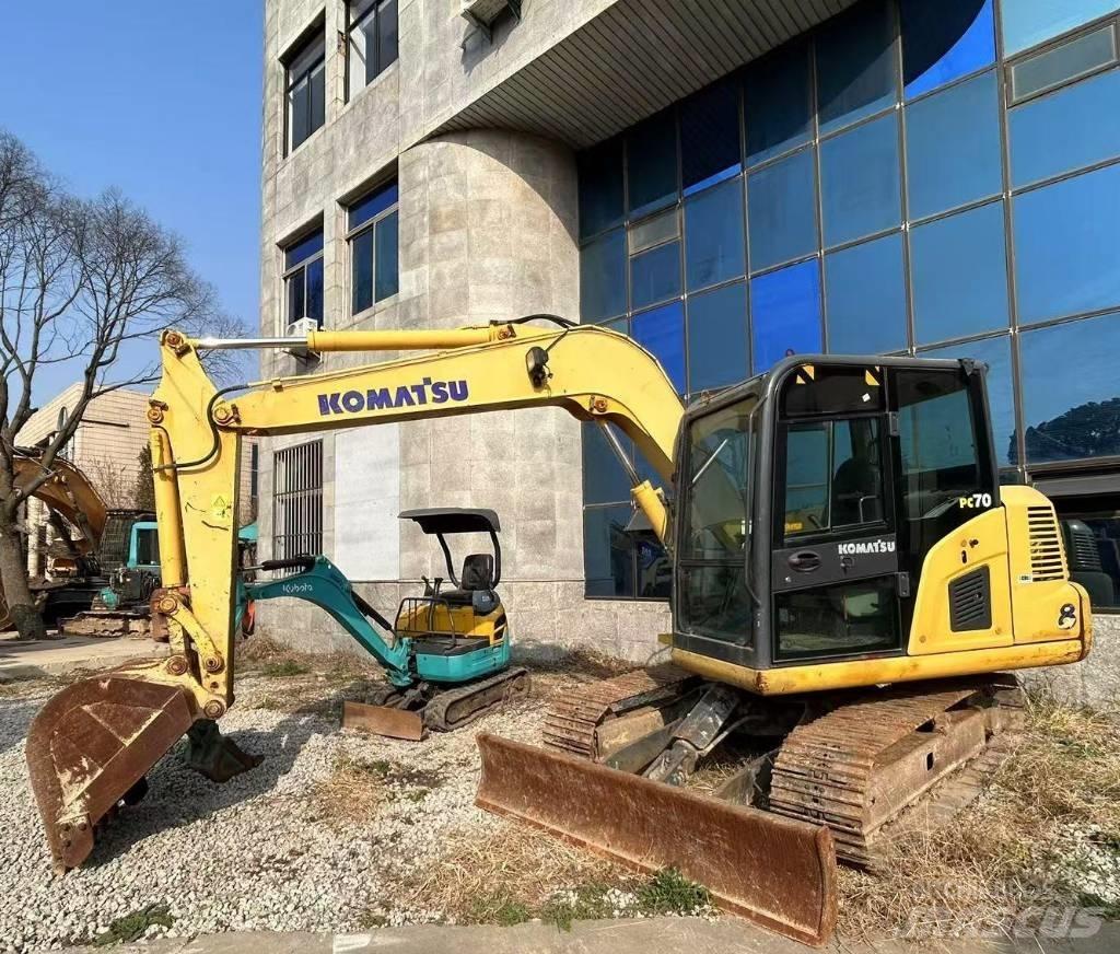 Komatsu PC70 Гусеничные экскаваторы