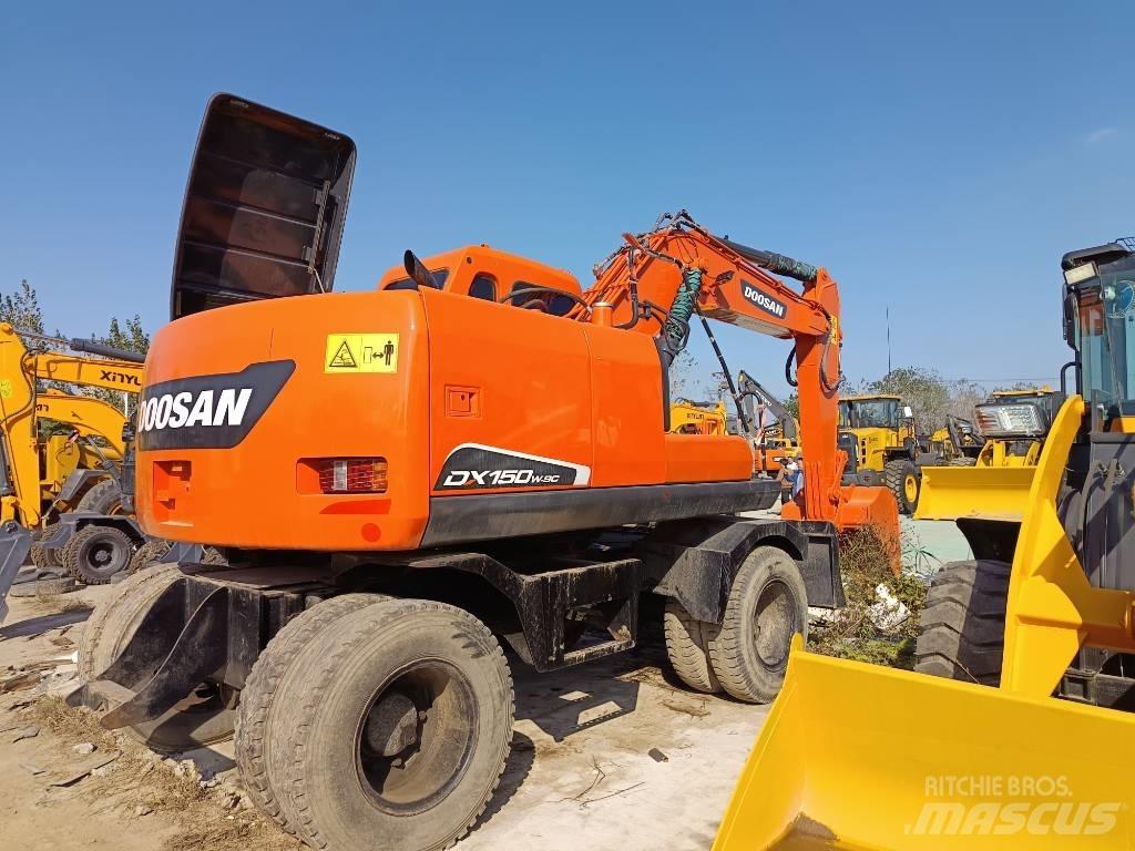 Doosan DH 150 W-7 Колёсные экскаваторы
