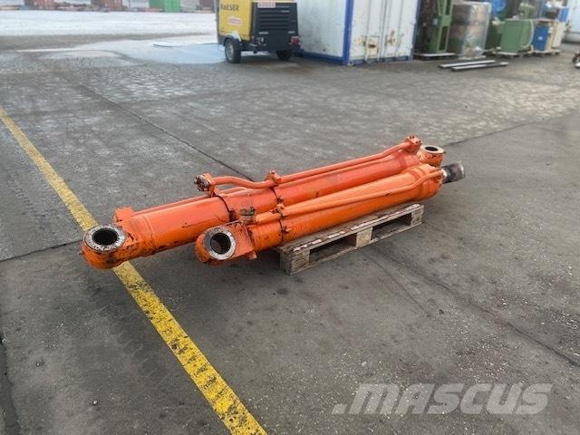 Fiat-Hitachi FH 450 Гидравлическая система