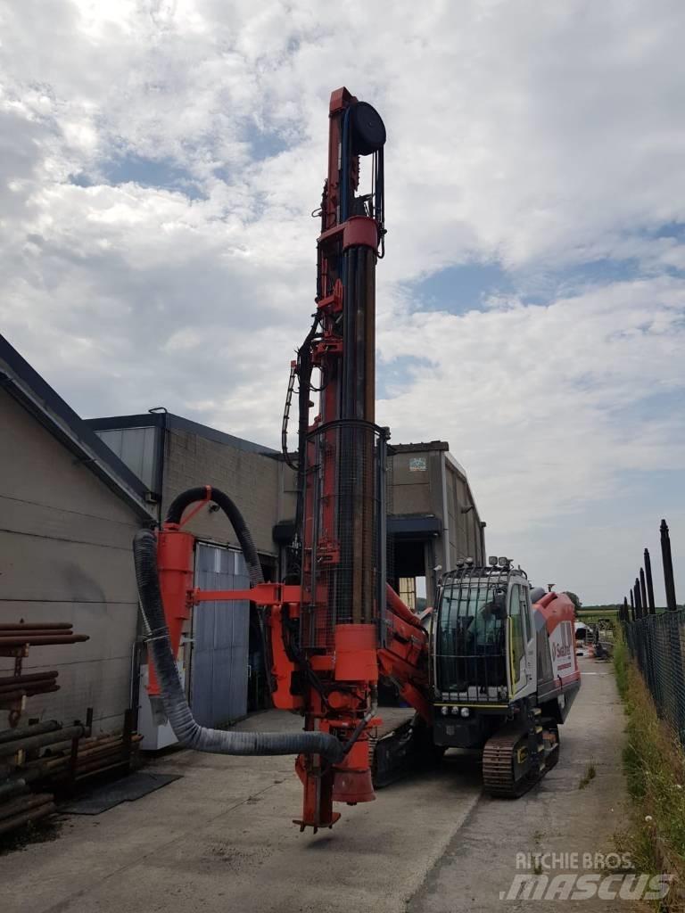 Sandvik DI 550 Буровые вышки