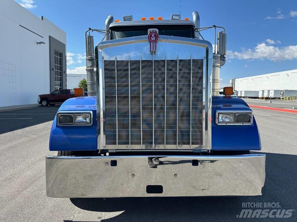 Kenworth W 900 Седельные тягачи