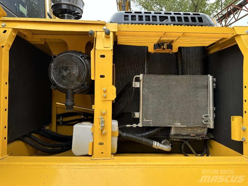 Komatsu PC 200-8 Гусеничные экскаваторы