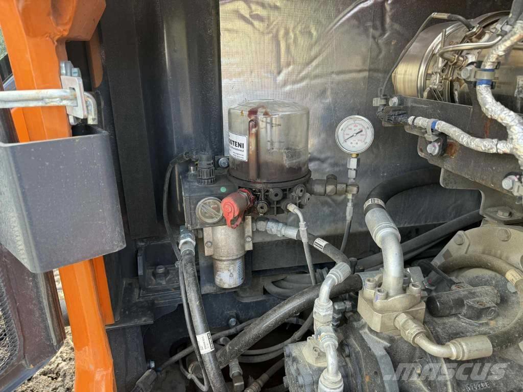 Develon DX 85 R-7 Малые экскаваторы 7т-12т