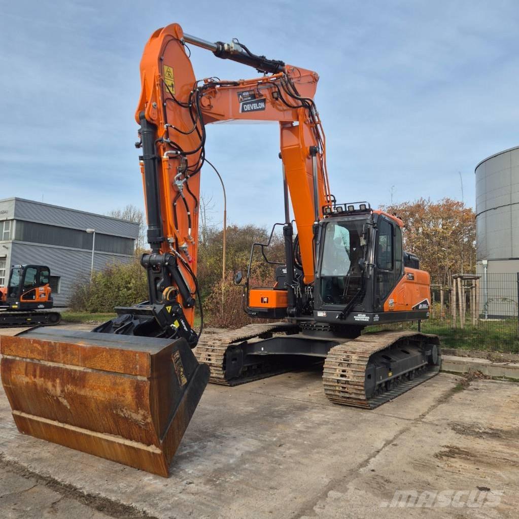 Doosan DX235LC-7 Гусеничные экскаваторы