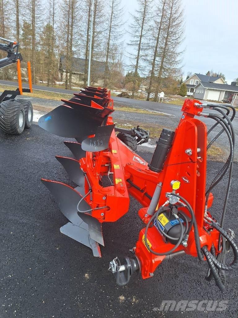 Kuhn Vari-Master 123 Оборотные плуги
