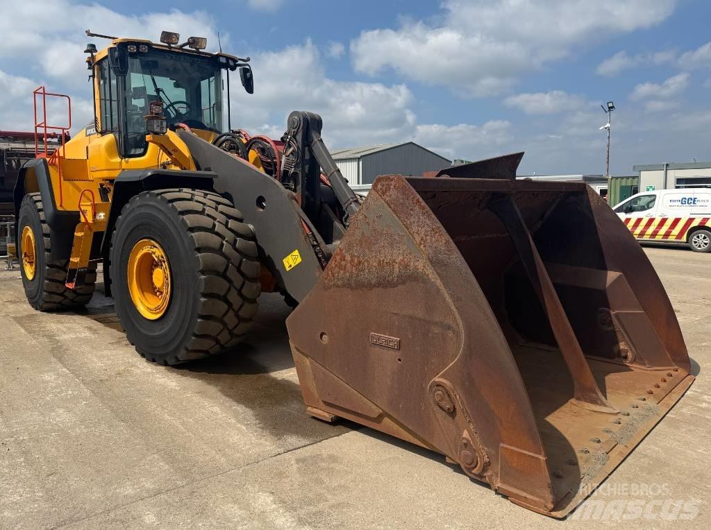Volvo L 220 H Фронтальные погрузчики