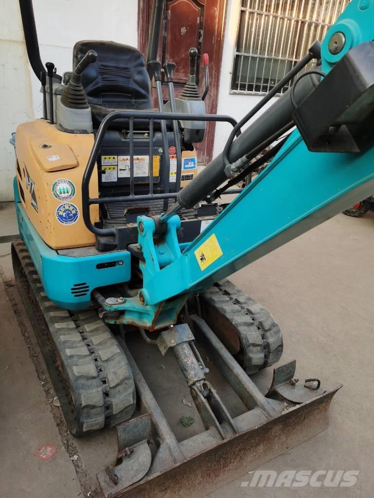Toyota 17 Мини-экскаваторы